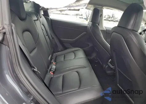 2023 Tesla Model 3 z USA, uszkodzony, nr VIN 5YJ3E1EC0PF499157